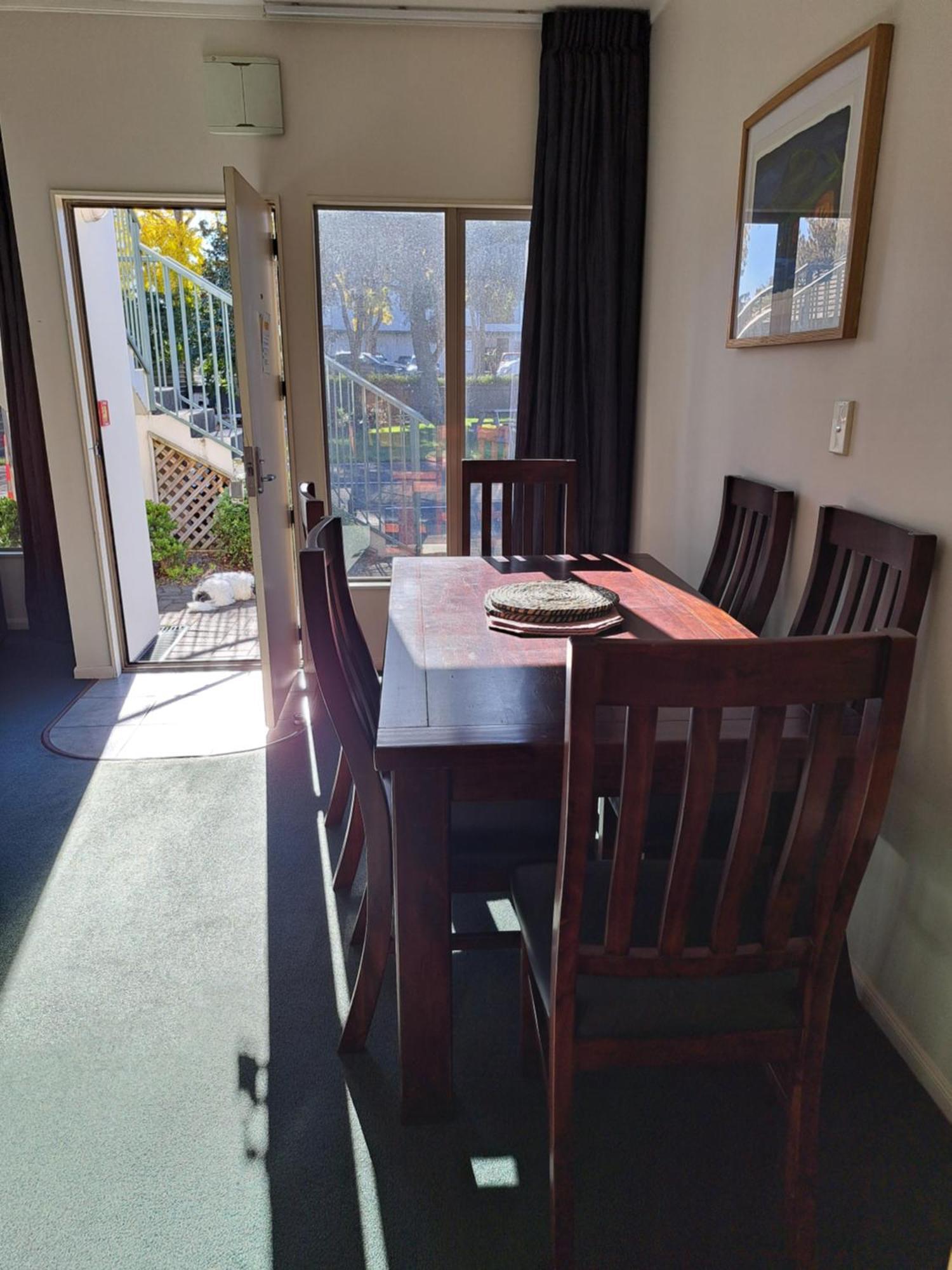 Village Motel Havelock North Dış mekan fotoğraf